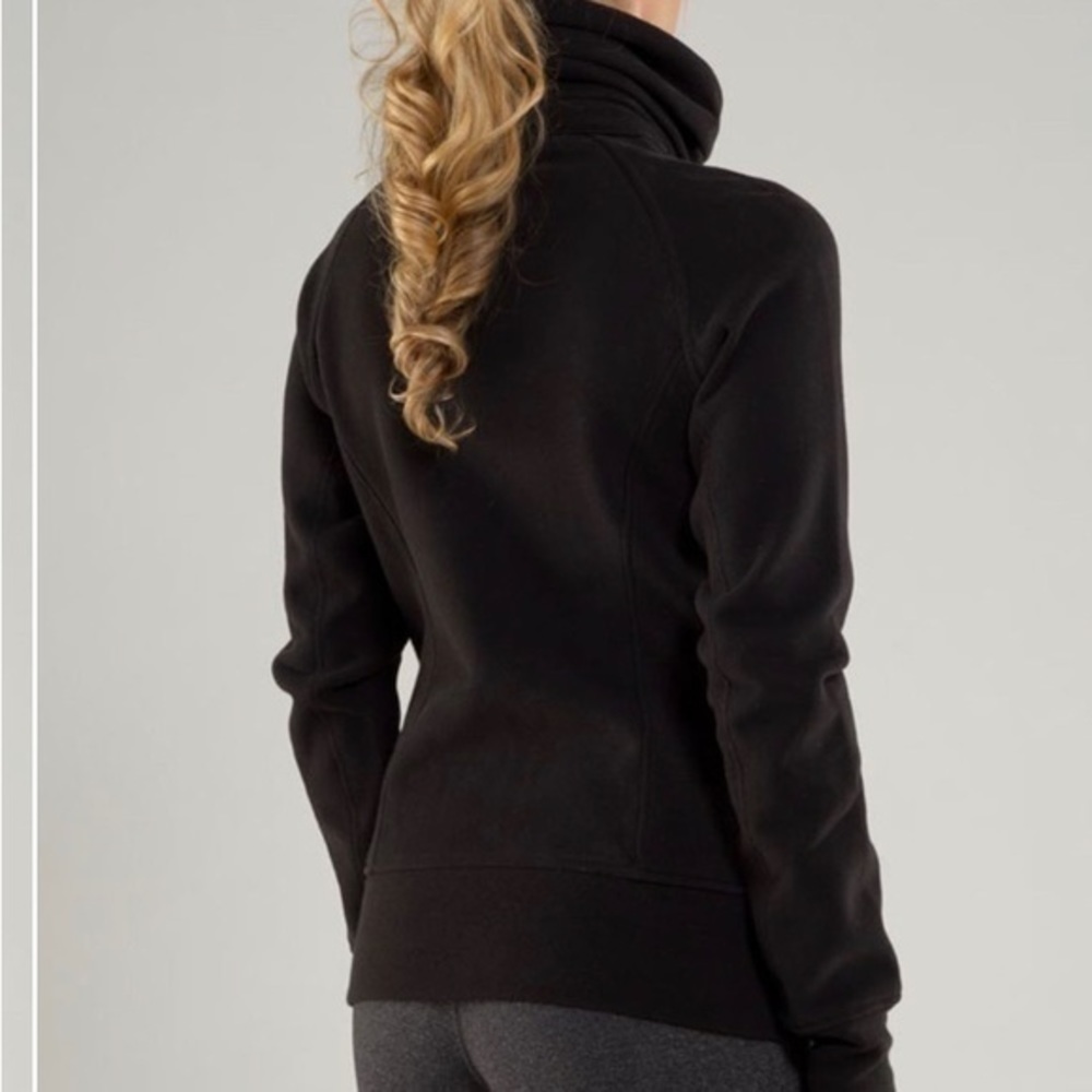 Lululemon Jacket - Picture 2 of 4